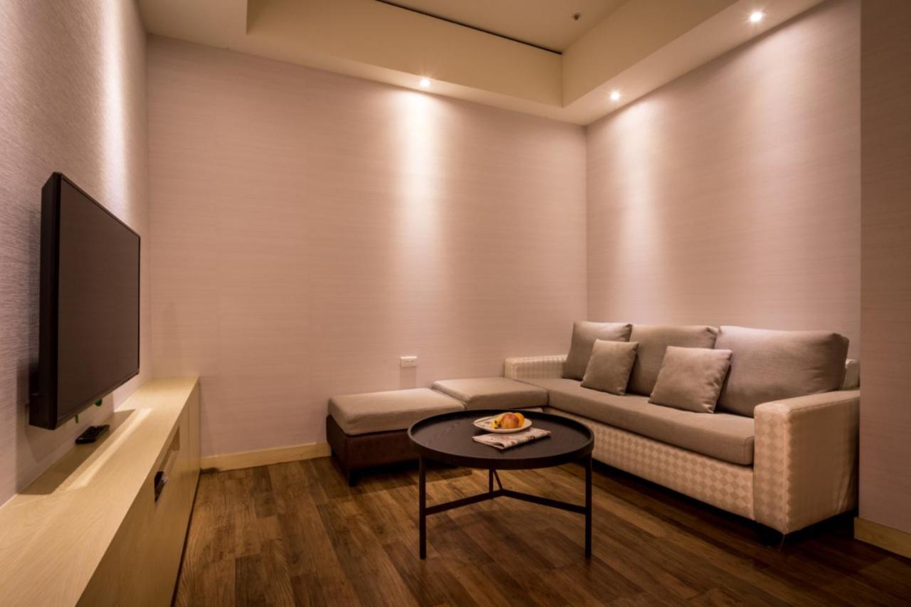 Jai Chateau Hotels & Hostels Tainan Exterior foto