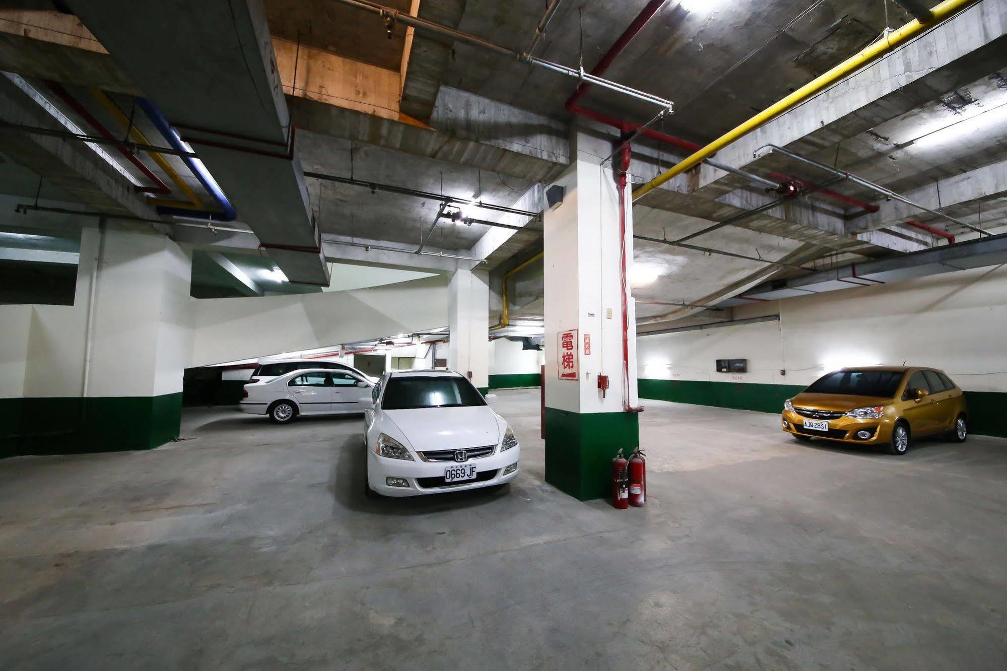 Jai Chateau Hotels & Hostels Tainan Exterior foto